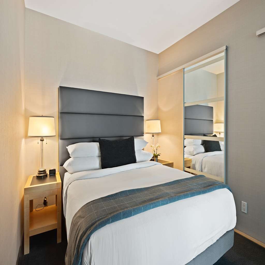 room2_11zon